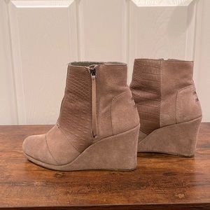 Toms Women Desert Wedge
